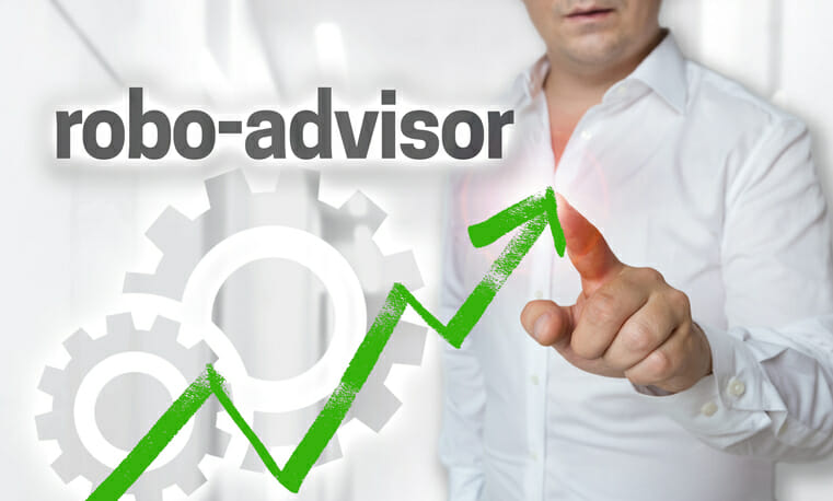 伟德ios appSmartAsset: Robo-Advisors与财务顾问