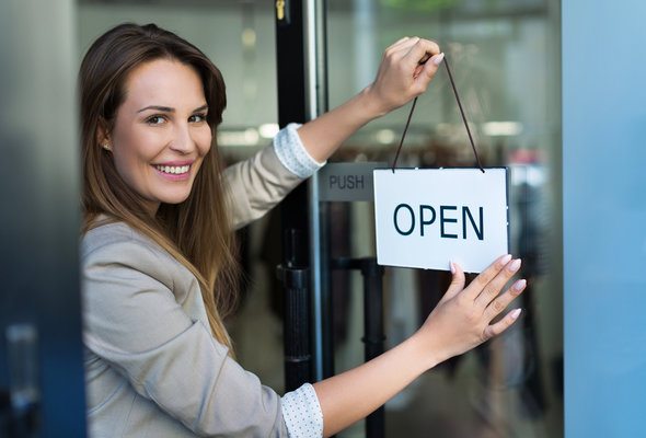 The Pros and Cons of Franchising - SmartAsset