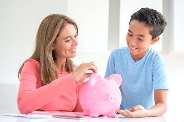 SmartAsset: 3 Ways Parents Can Invest for Their Kids