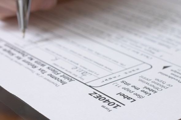 IRS Form 1040EZ - See 2022 Eligibility & Instructions ...