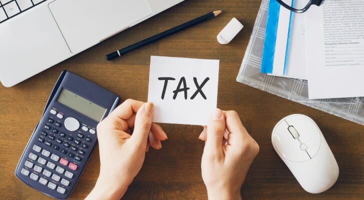 How To Avoid Capital Gains Tax On Mutual Funds - SmartAsset