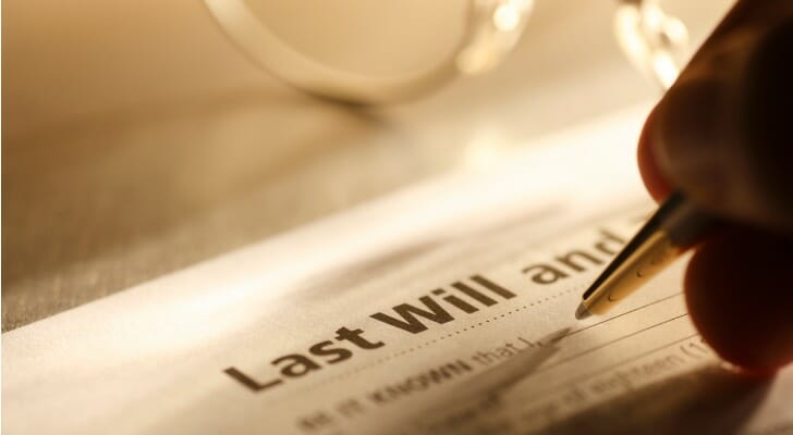 Man signs last will and testament
