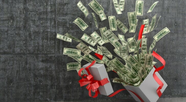 how-to-give-a-monetary-gift-and-minimize-taxes-smartasset