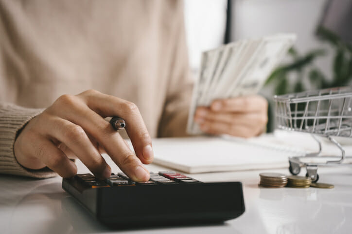 $300K Is the 'New $100K' in NYC. Here's How Taxes and Costs Affect U.S.  Cities - 2023 Study - SmartAsset
