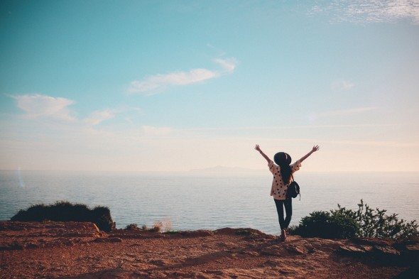 在夏季旅行中躲避昂贵费用的前5种方式