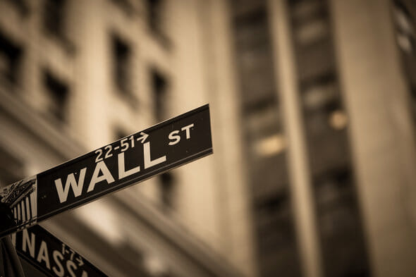 What Is a Financial Consultant and What Do They Do?