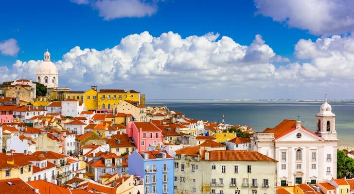 retire in portugal